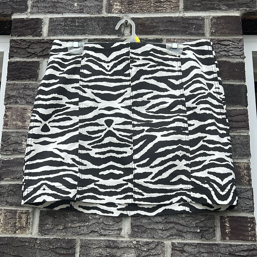 Zebra skirt